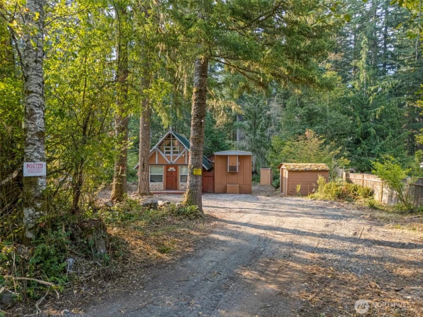 Property photo for 270 Skate Creek Road N, Ashford photo 2