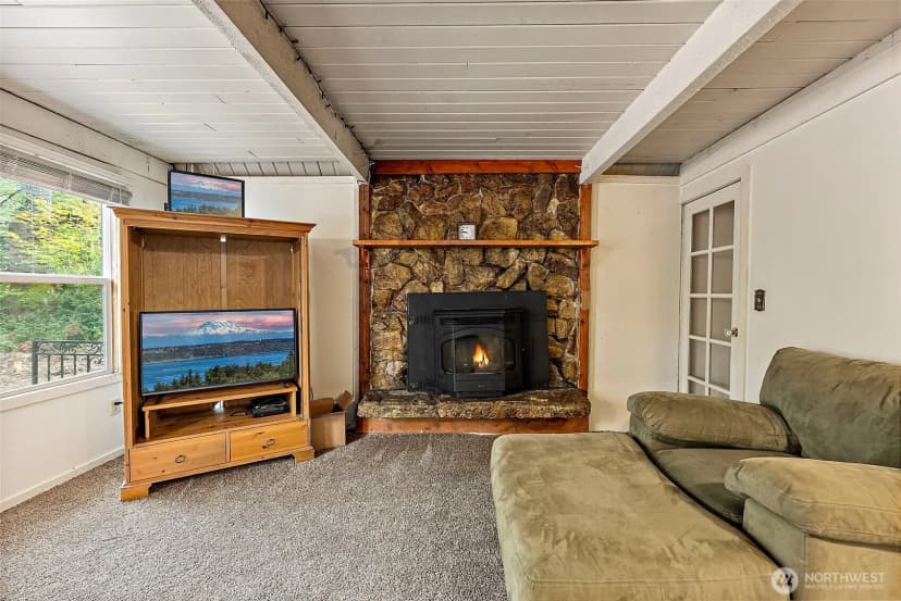 Property photo for 270 Skate Creek Road N, Ashford photo 8