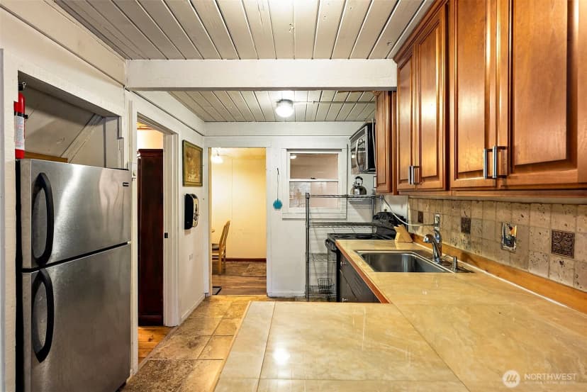 Property photo for 270 Skate Creek Road N, Ashford photo 12