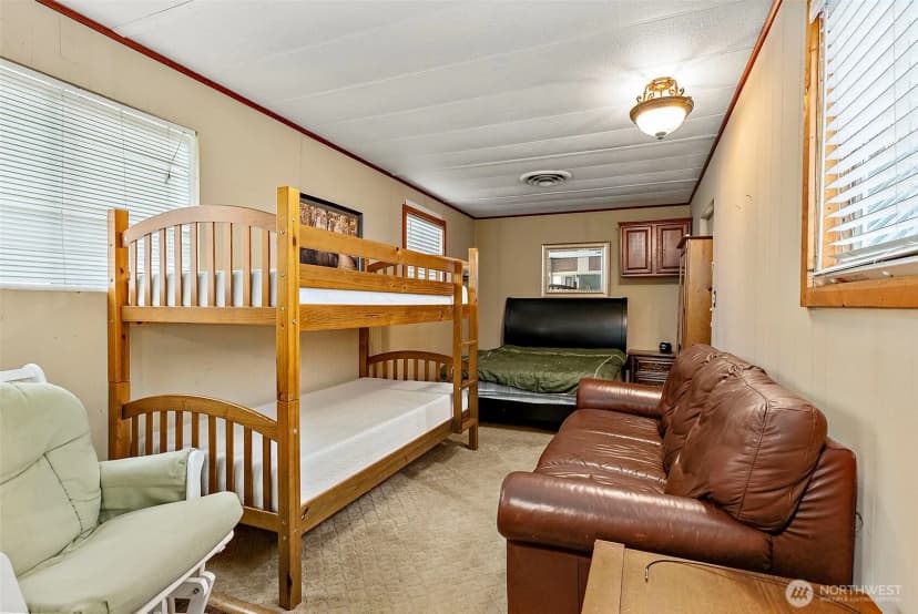 Property photo for 270 Skate Creek Road N, Ashford photo 18