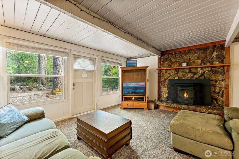 Property photo for 270 Skate Creek Road N, Ashford photo 6