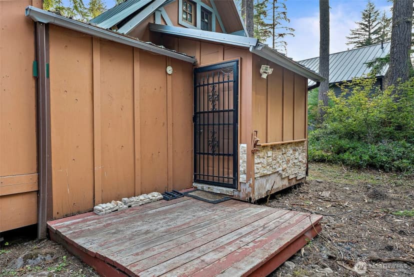 Property photo for 270 Skate Creek Road N, Ashford photo 29