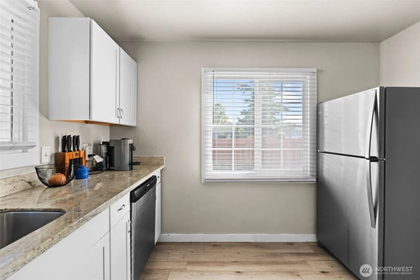 Property photo for 2719 S 70th Street, Tacoma photo 11