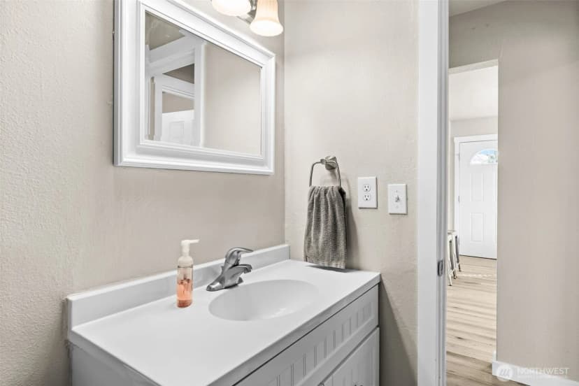 Property photo for 2719 S 70th Street, Tacoma photo 19