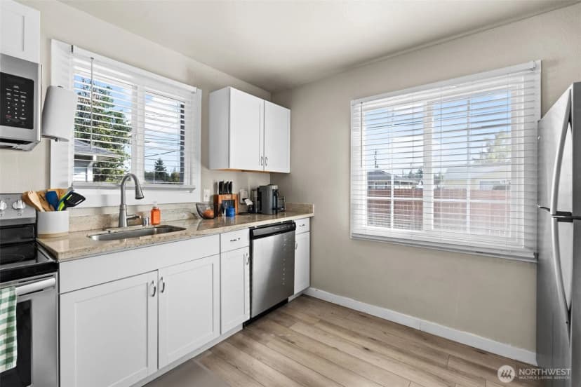 Property photo for 2719 S 70th Street, Tacoma photo 10