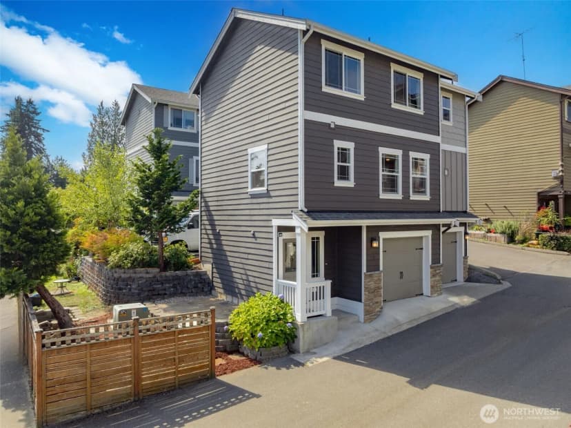 Property photo for 3302 132nd Place Sw, Lynnwood