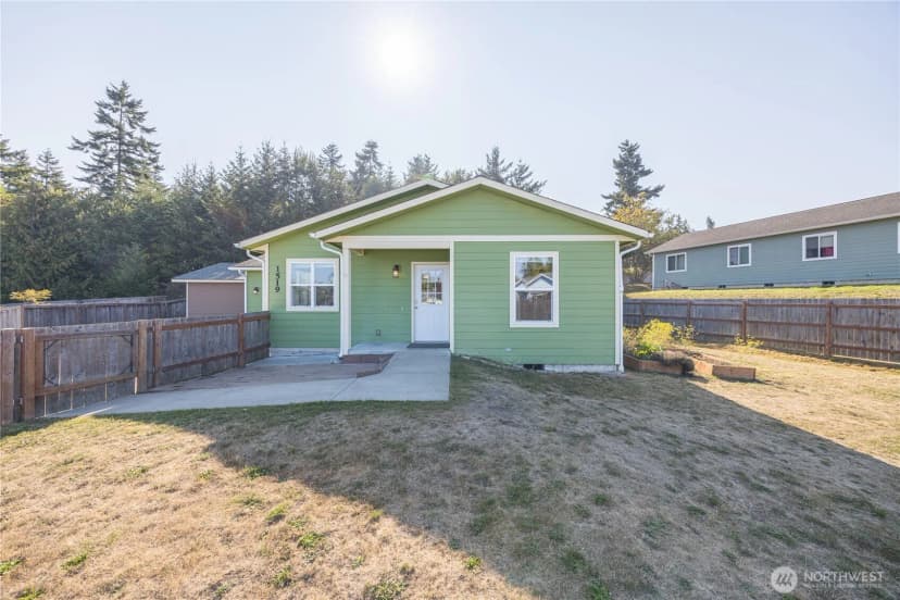 Property photo for 1519 Pendley Ct., Port Angeles photo 9