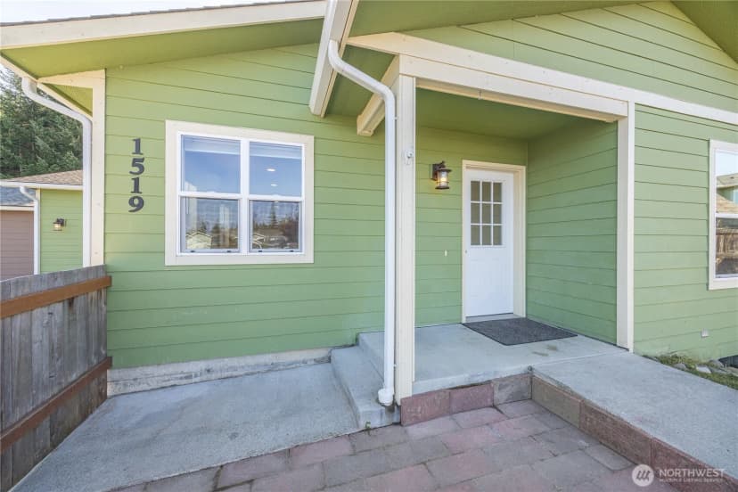 Property photo for 1519 Pendley Ct., Port Angeles photo 11