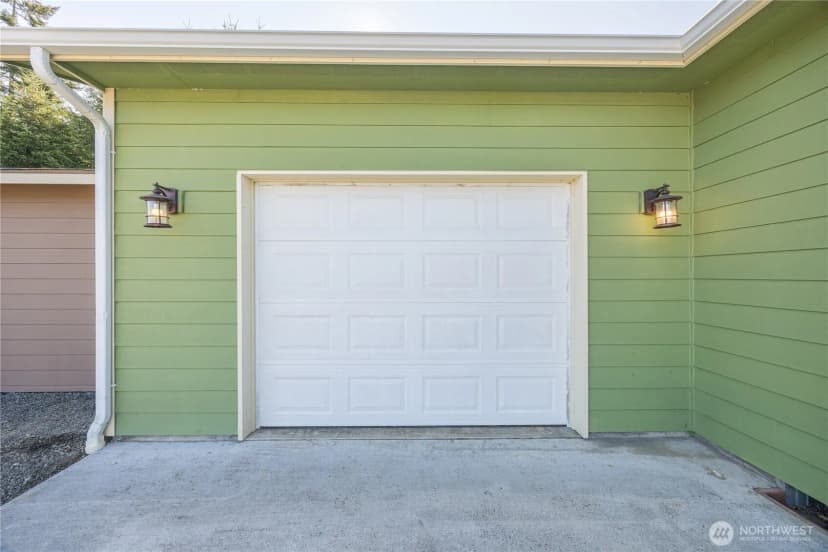 Property photo for 1519 Pendley Ct., Port Angeles photo 34
