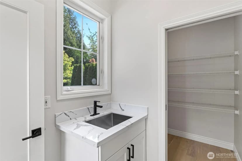 Property photo for 6302 167th Avenue Se, Bellevue photo 20