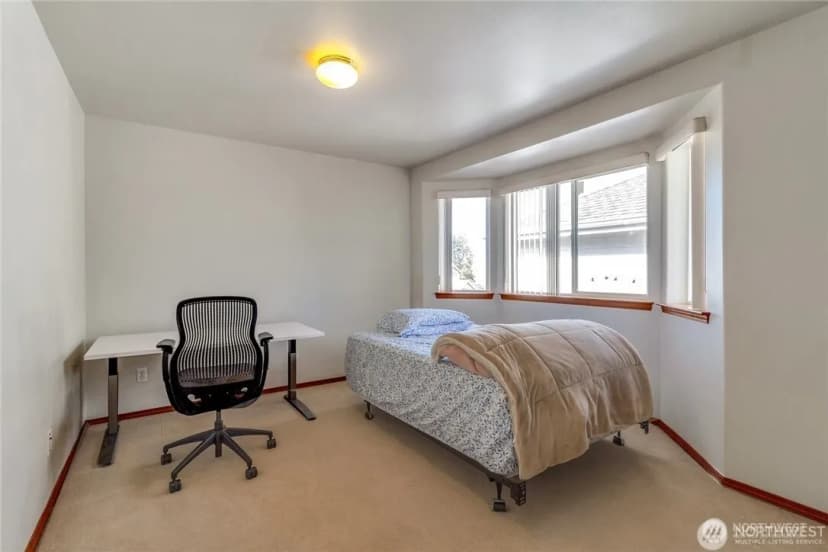 Property photo for 27018 117th Place Se, Kent photo 21
