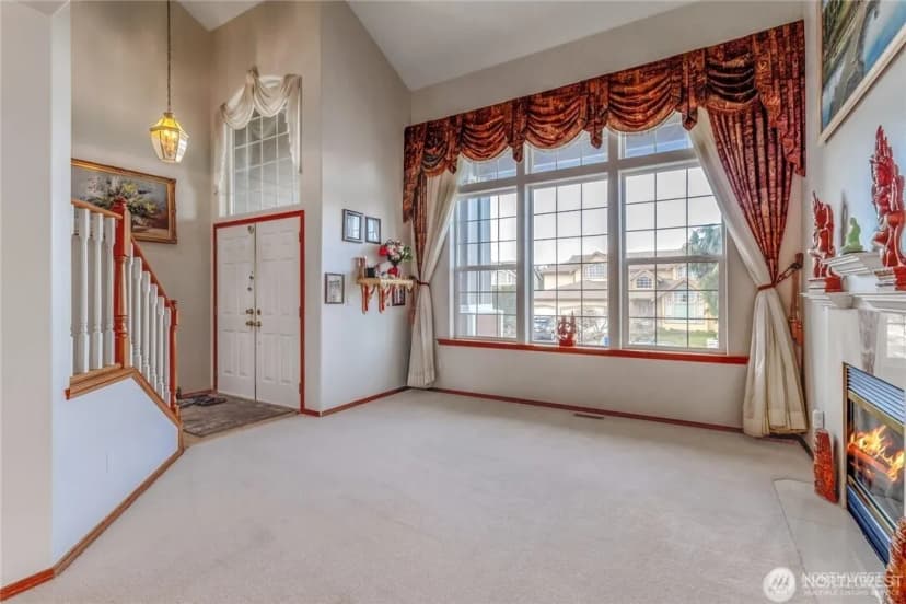 Property photo for 27018 117th Place Se, Kent photo 14