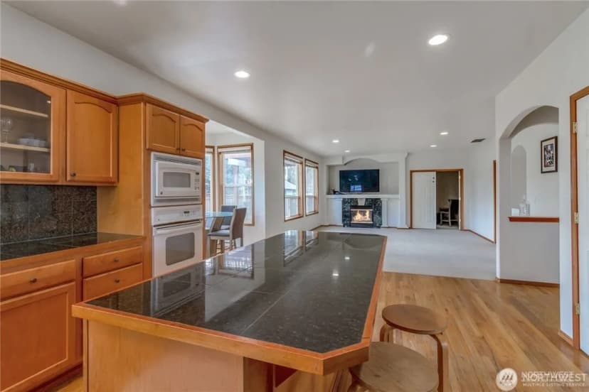 Property photo for 27018 117th Place Se, Kent photo 10