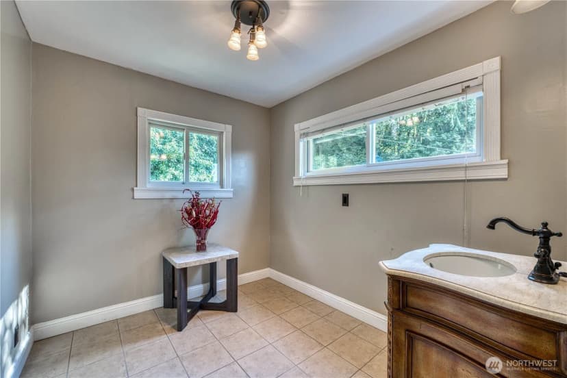 Property photo for 1355 Ahlstrom Road E, Port Orchard photo 30