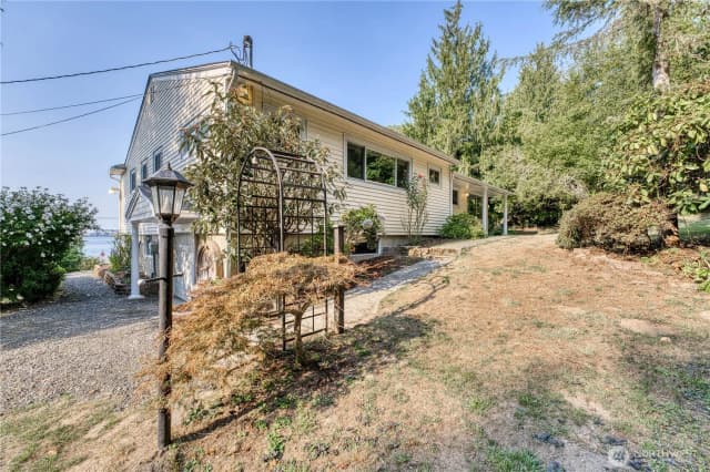 Property photo for 1355 Ahlstrom Road E, Port Orchard photo 5