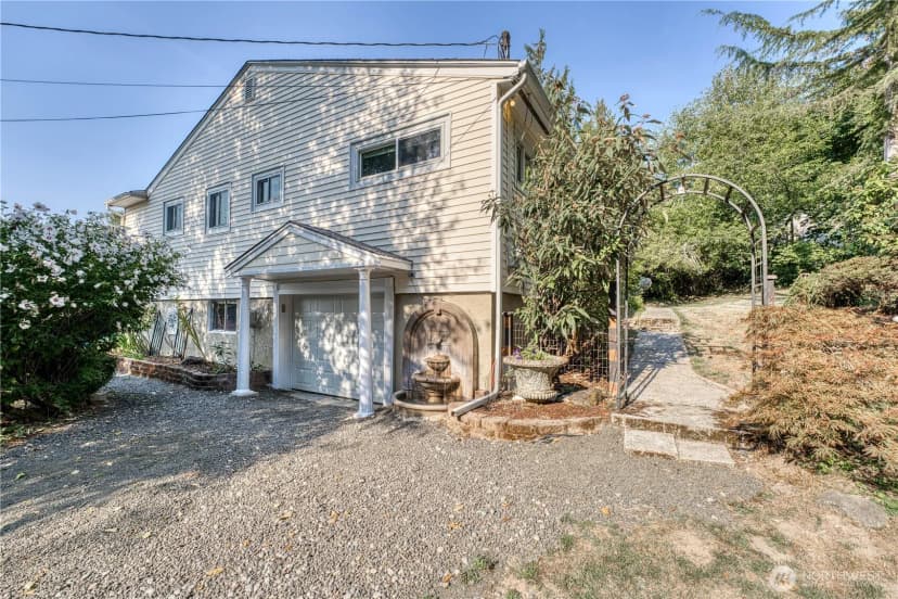 Property photo for 1355 Ahlstrom Road E, Port Orchard photo 6