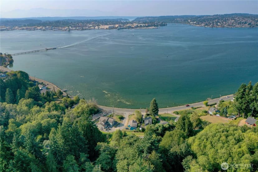 Property photo for 1355 Ahlstrom Road E, Port Orchard photo 4