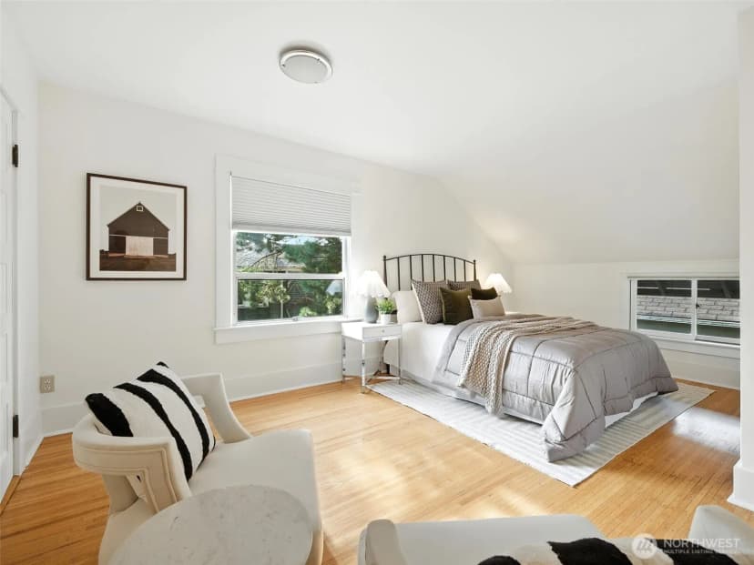 Property photo for 2555 Queen Anne Avenue N, Seattle photo 22