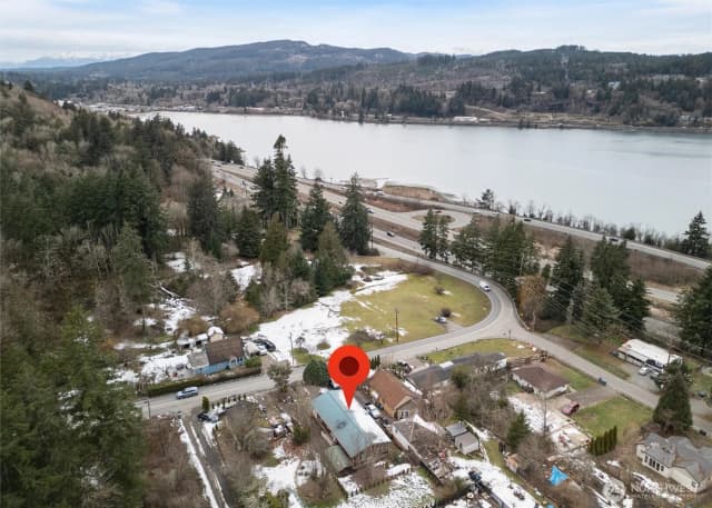 Property photo for 2561 Anderson Hill Road Sw, Port Orchard photo 4