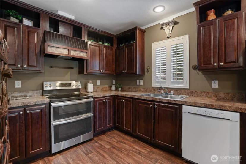 Property photo for 2561 Anderson Hill Road Sw, Port Orchard photo 11