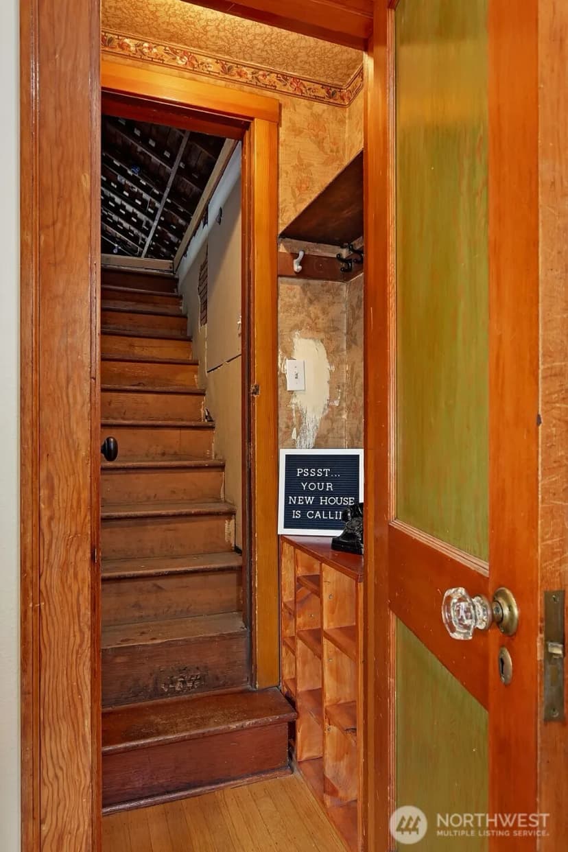 Property photo for 5722 25th Avenue Ne, Seattle photo 23