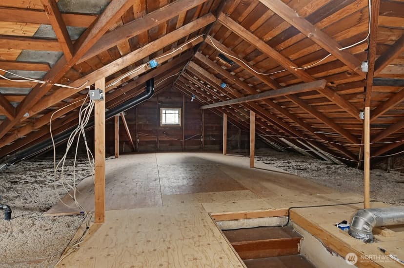 Property photo for 5722 25th Avenue Ne, Seattle photo 24