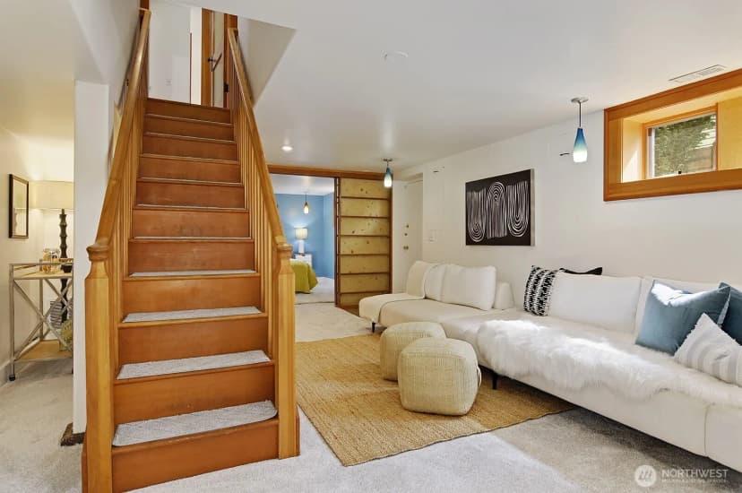 Property photo for 5722 25th Avenue Ne, Seattle photo 16