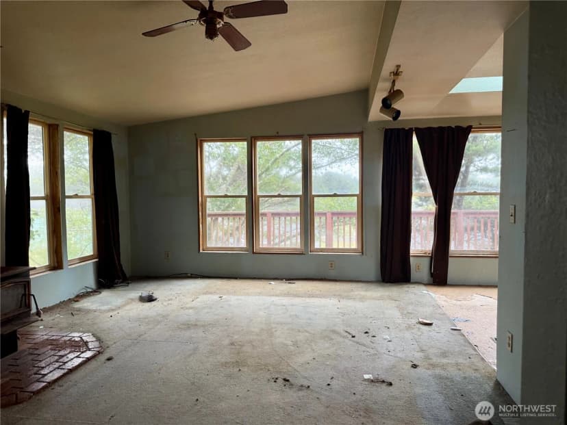 Property photo for 401 Starr Street, Westport photo 11