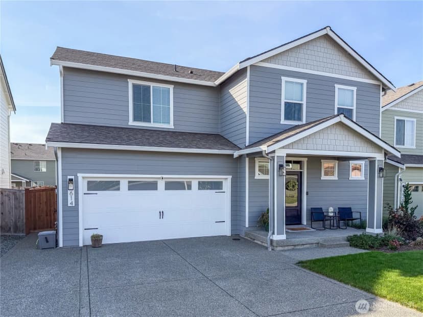 Property photo for 614 Mount Peak St N, Enumclaw photo 2