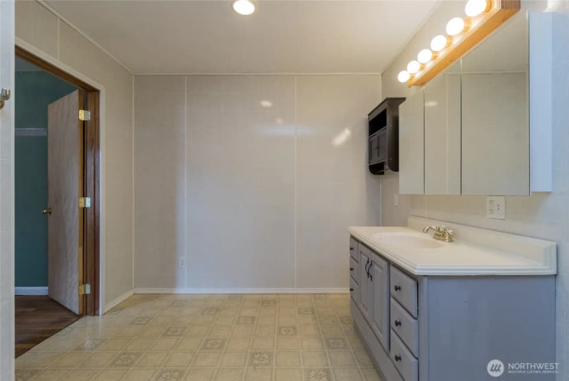Property photo for 1021 S 3rd Street, Dayton photo 19