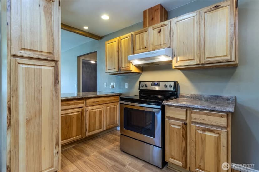 Property photo for 1021 S 3rd Street, Dayton photo 7
