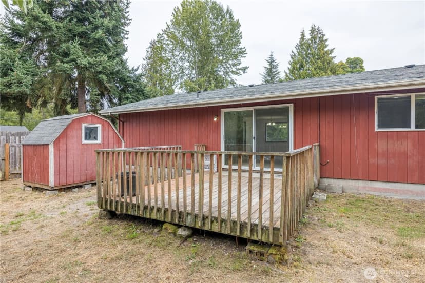 Property photo for 34 Wall St, Port Angeles photo 31