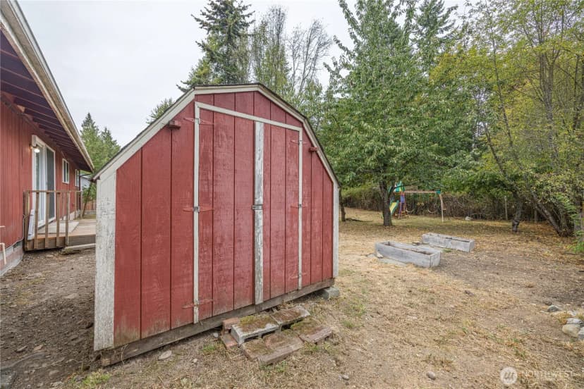 Property photo for 34 Wall St, Port Angeles photo 38