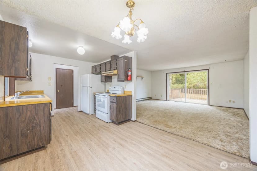 Property photo for 34 Wall St, Port Angeles photo 16