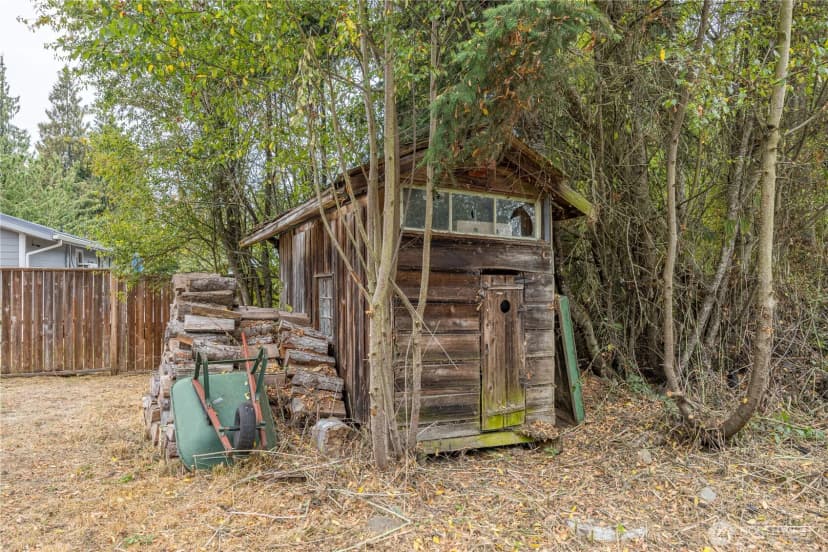 Property photo for 34 Wall St, Port Angeles photo 32