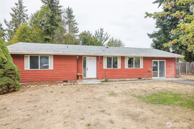 Property photo for 34 Wall St, Port Angeles