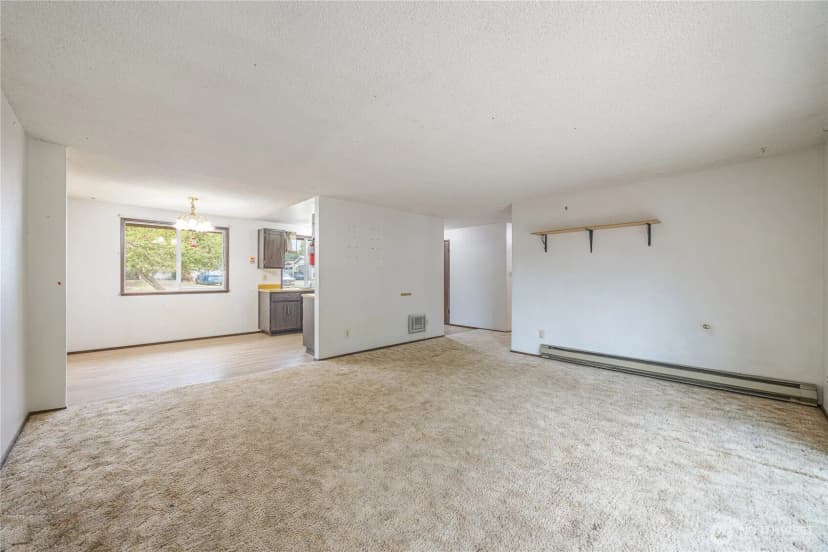 Property photo for 34 Wall St, Port Angeles photo 18