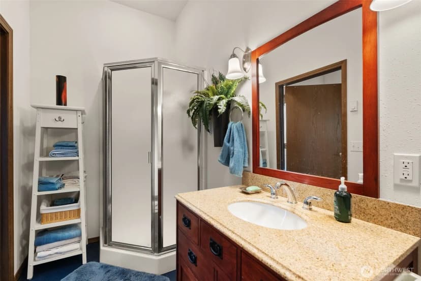 Property photo for 17 Goldau Road, Raymond photo 37