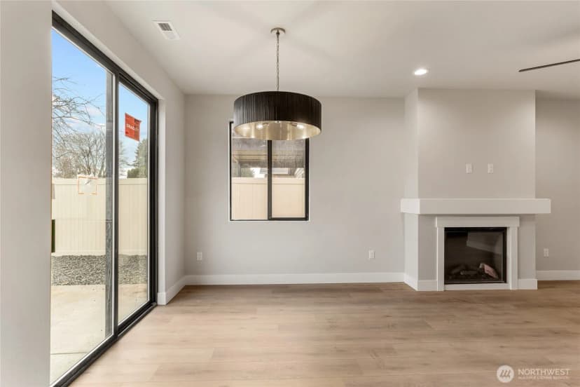 Property photo for 579 S Perry Avenue, East Wenatchee photo 11