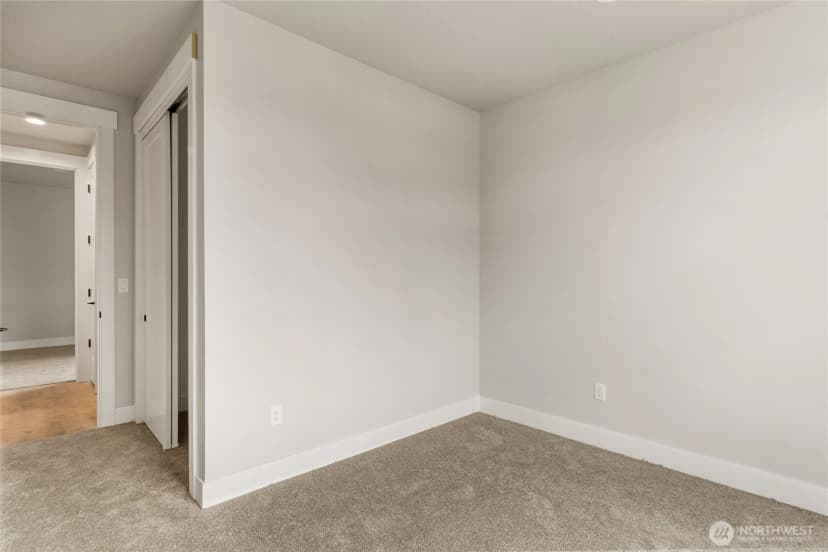 Property photo for 579 S Perry Avenue, East Wenatchee photo 16