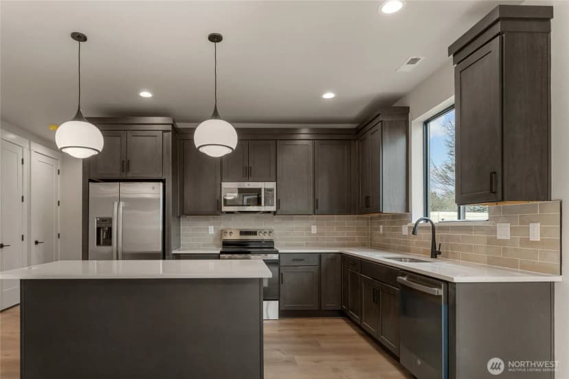 Property photo for 579 S Perry Avenue, East Wenatchee photo 9