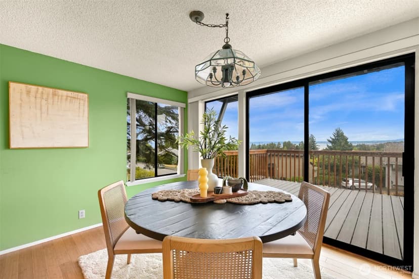 Property photo for 214 Bayside Road, Bellingham photo 12
