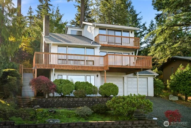 Property photo for 214 Bayside Road, Bellingham