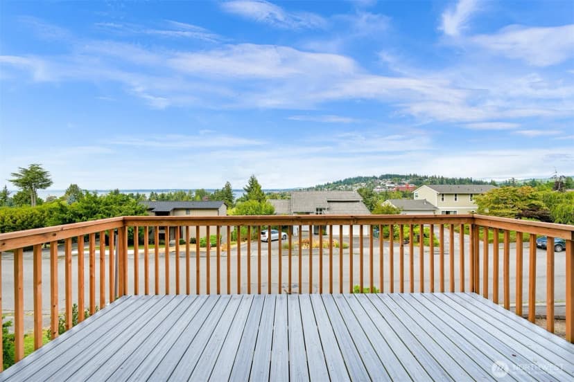 Property photo for 214 Bayside Road, Bellingham photo 11
