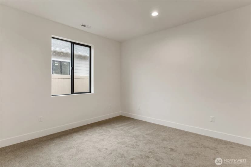 Property photo for 573 S Perry Avenue, East Wenatchee photo 22