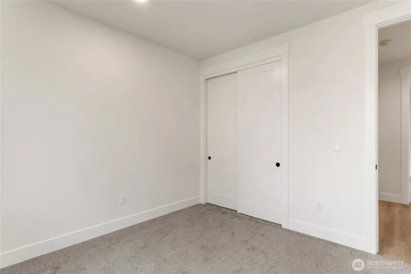 Property photo for 573 S Perry Avenue, East Wenatchee photo 17