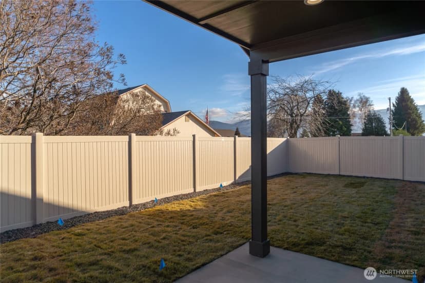 Property photo for 573 S Perry Avenue, East Wenatchee photo 9