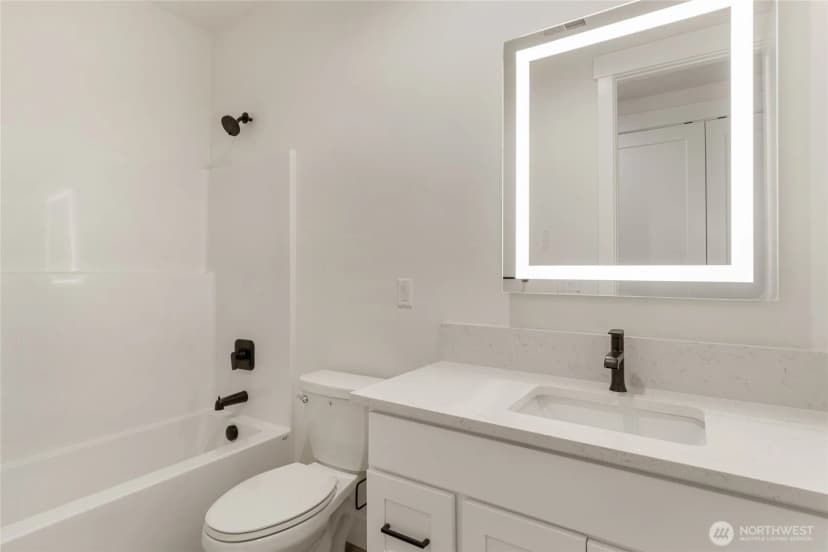 Property photo for 573 S Perry Avenue, East Wenatchee photo 15