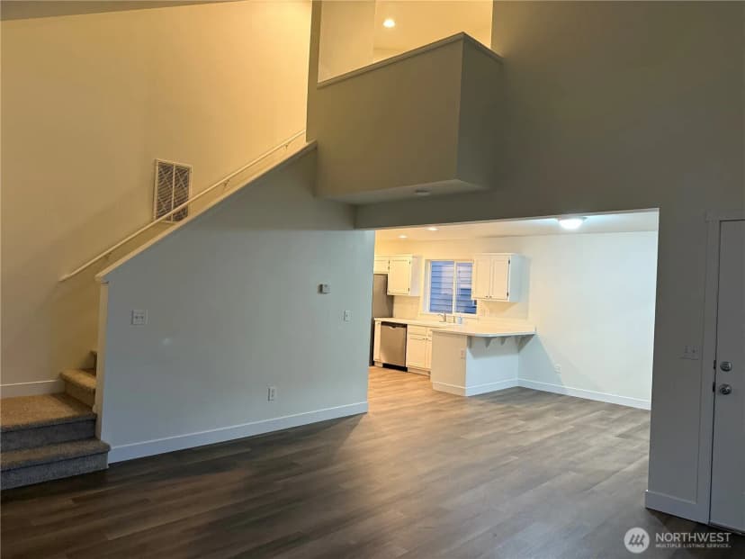 Property photo for 207 Willow Avenue W, Sultan photo 9