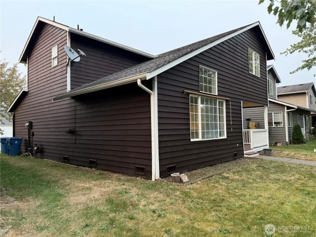 Property photo for 207 Willow Avenue W, Sultan photo 3